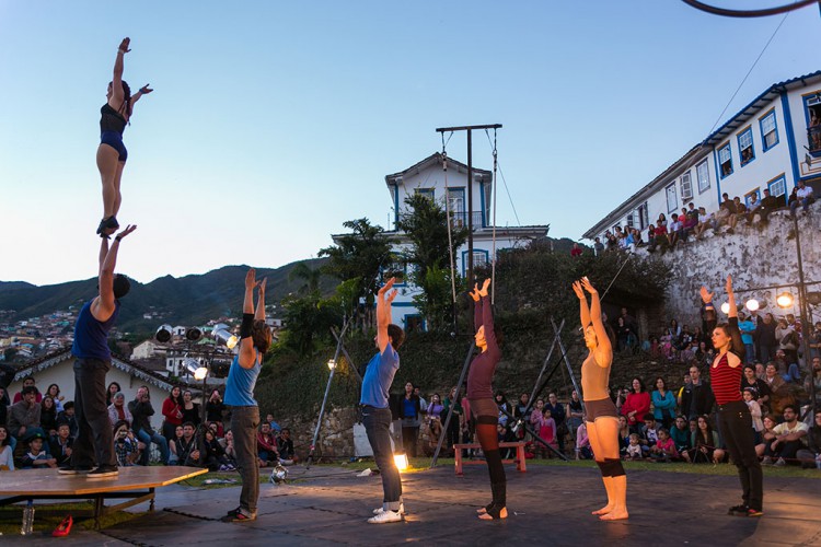 Na Esquina - Athos Souza