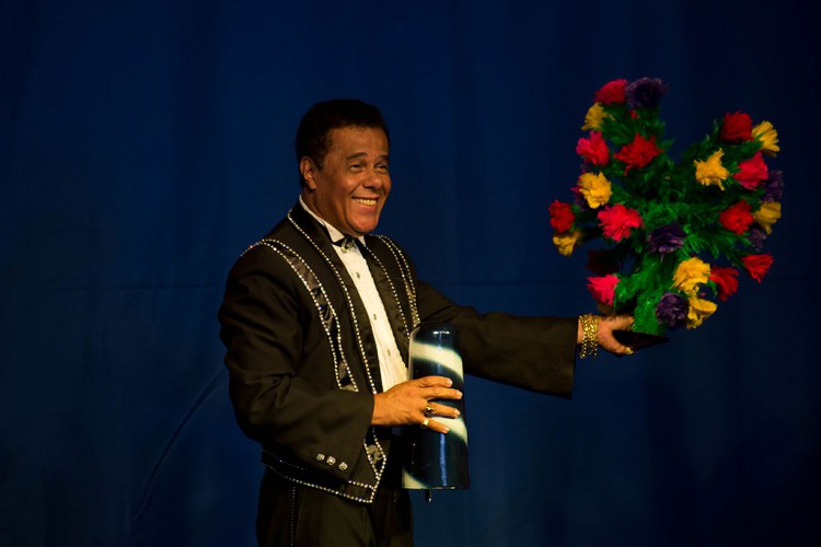 Mágico Rokan - Circo Paraki - Ligiane Braga